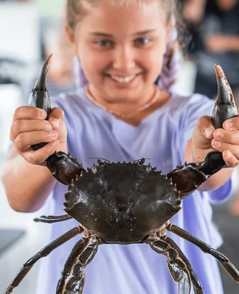 Catch a Crab girl