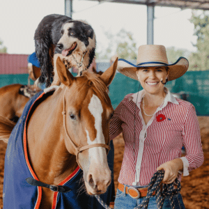 Animals and performer in Katherine Outback Experience