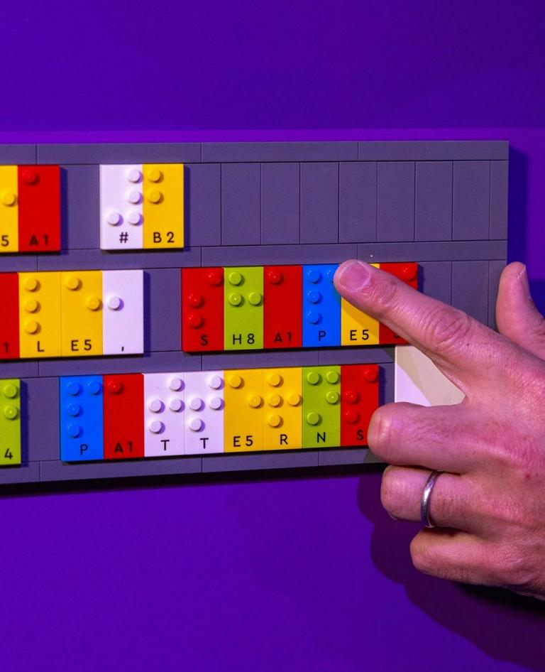 Curiosity - Building Breakthroughs in LEGO Bricks