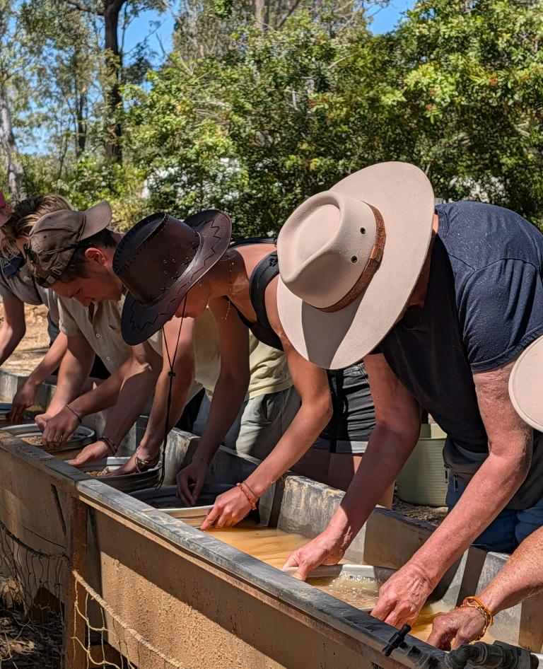 Pats Gems Tourist Fossicking Park
